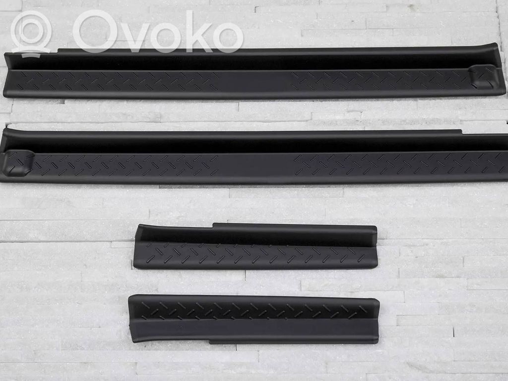 Jeep Wrangler Rivestimento del sottoporta delle minigonne laterali 