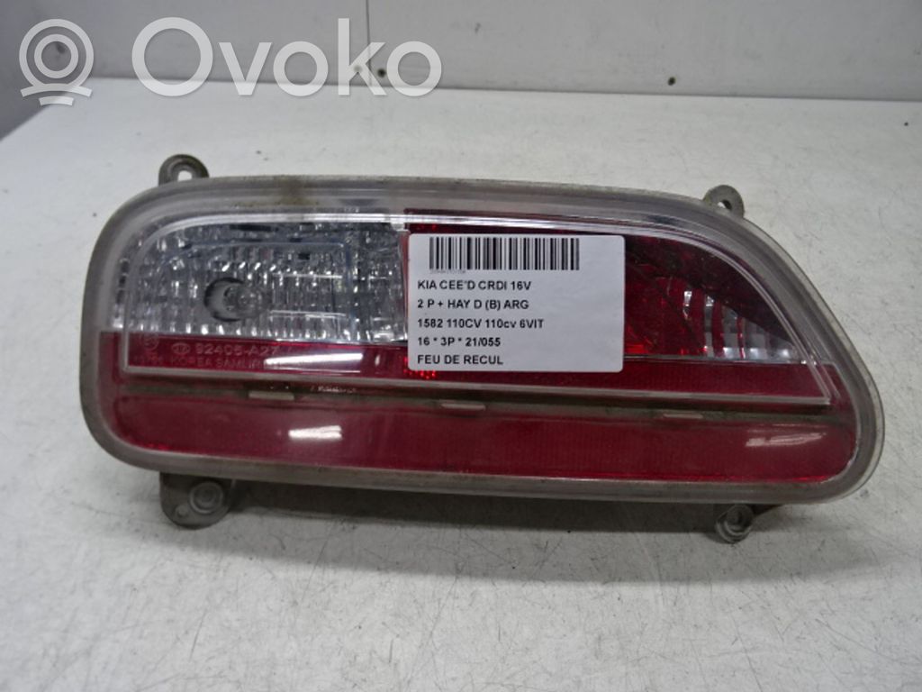 KIA Pro Cee'd II Peruutusvalo 