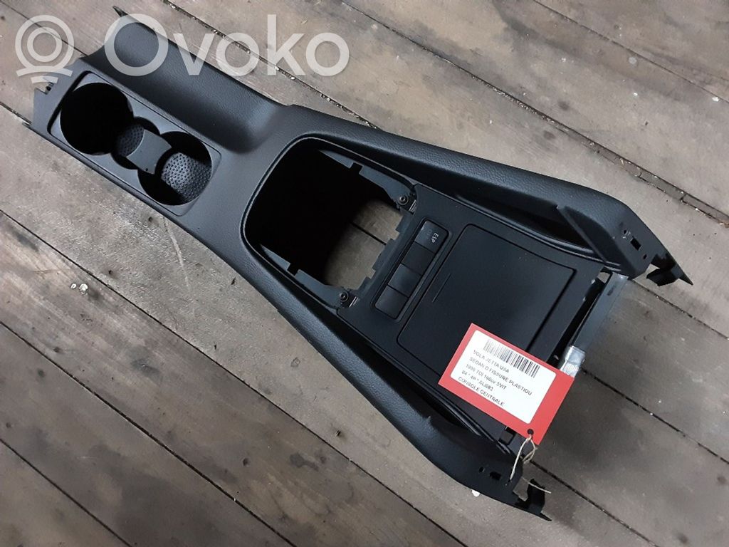 Volkswagen Jetta V Center console 