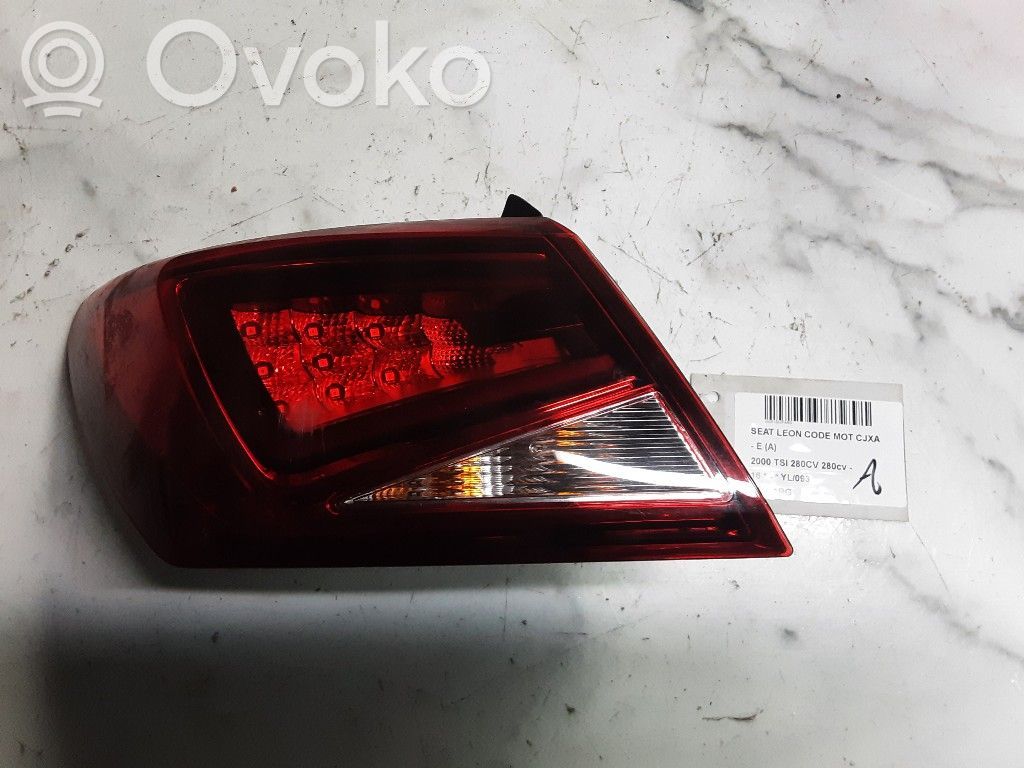 Seat Leon (5F) Aizmugurējais lukturis virsbūvē 