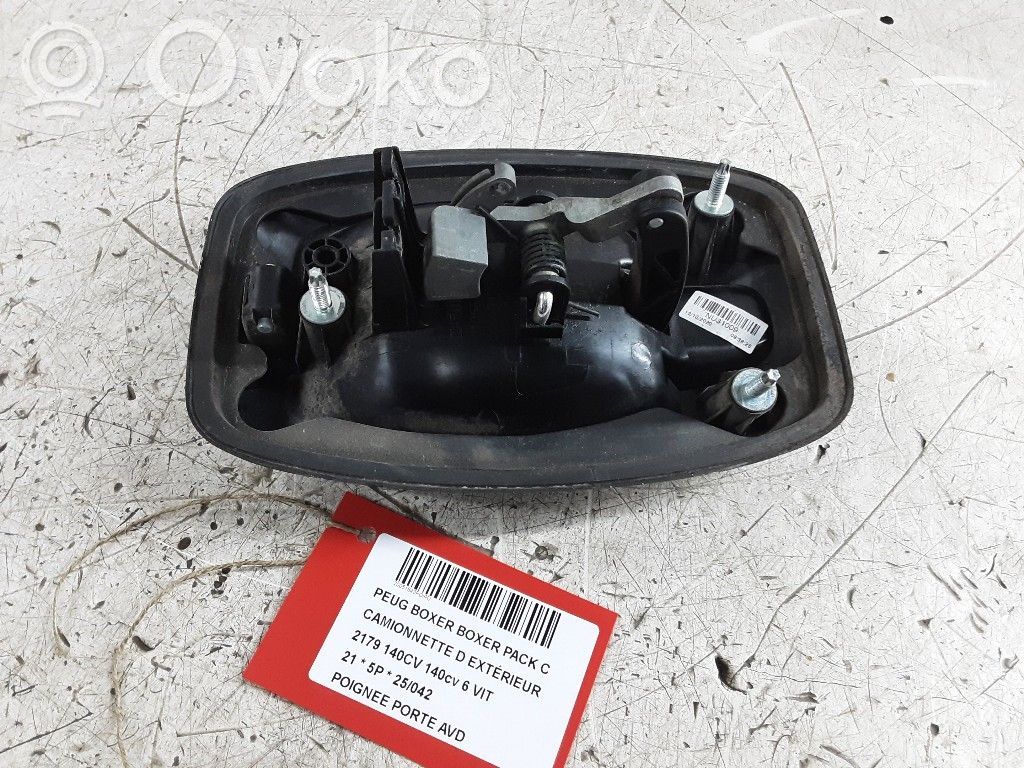 Manecilla externa puerta delantera   NU31009,NU31009