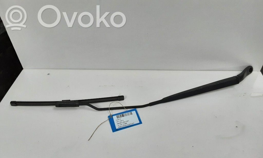 Front wiper blade arm