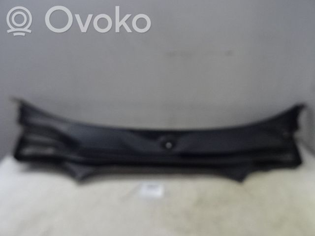 Windshield trim   18331210,18331210
