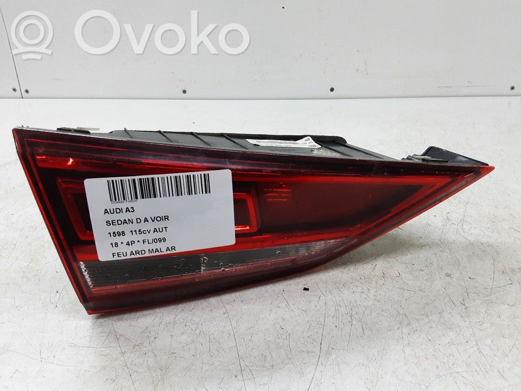 Audi A3 S3 8V Rückleuchte Heckleuchte 