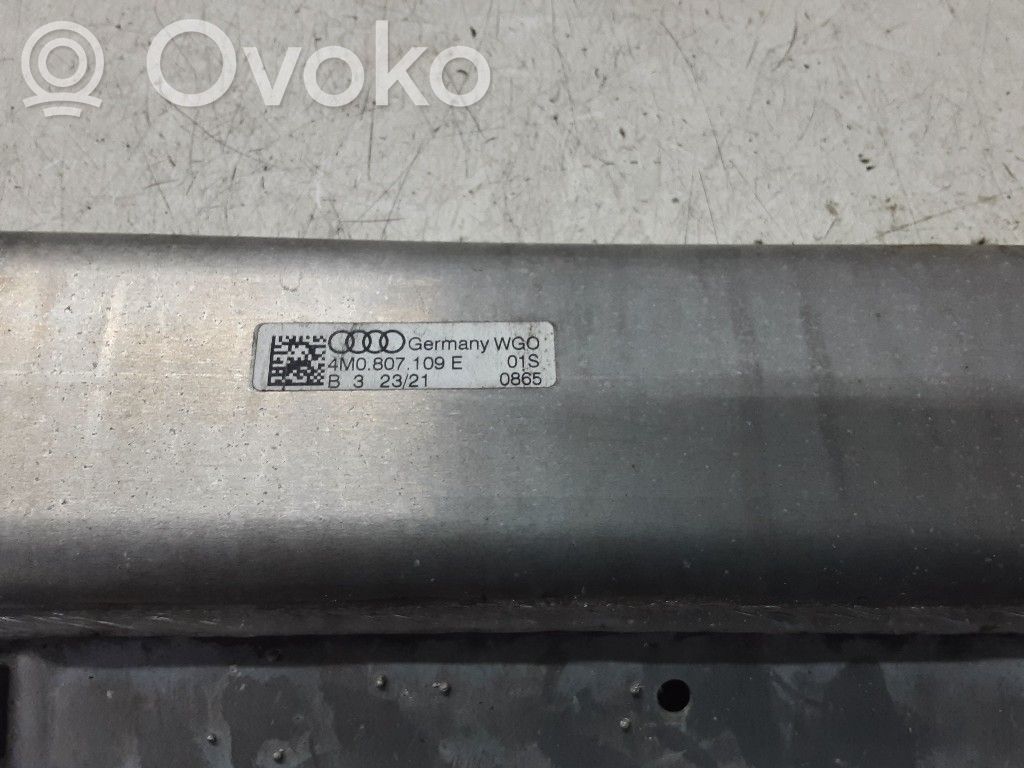 Priekšpusē bampera sastiprinājums   4M0807109E,4M0807109E