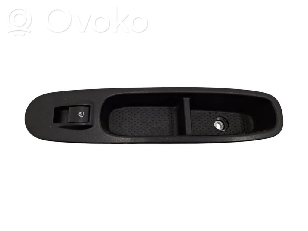 Lancia Ypsilon Electric window control switch 