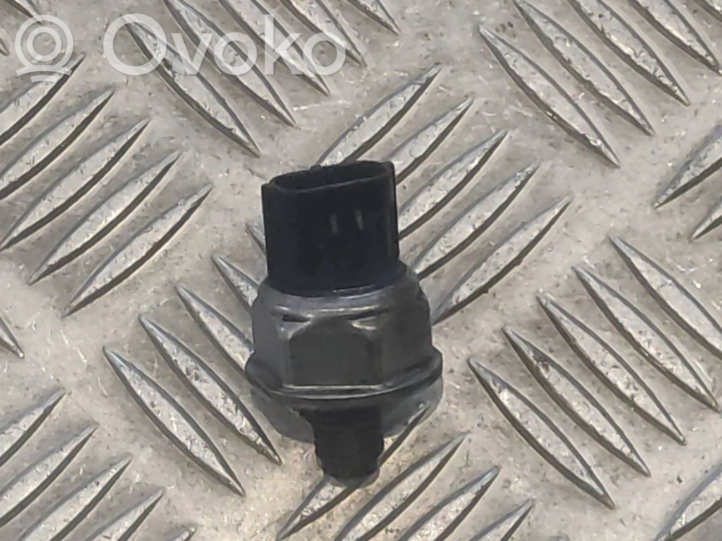 Fuel pressure sensor   55PP0501