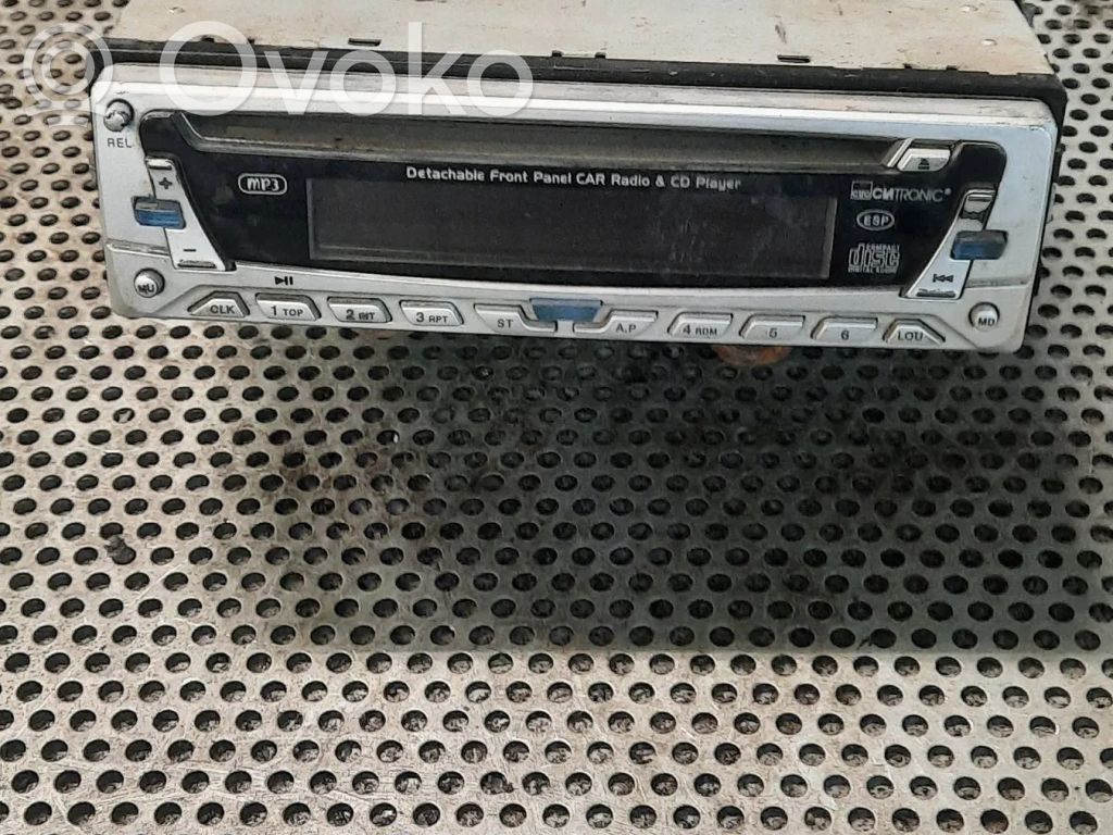 Radio / CD-Player / DVD-Player / Navigation