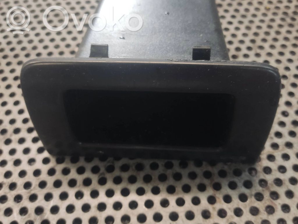 Glove box central console
