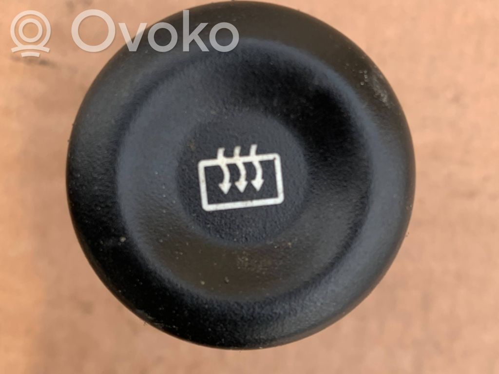 Windscreen/window heater switch   8200047293,261492