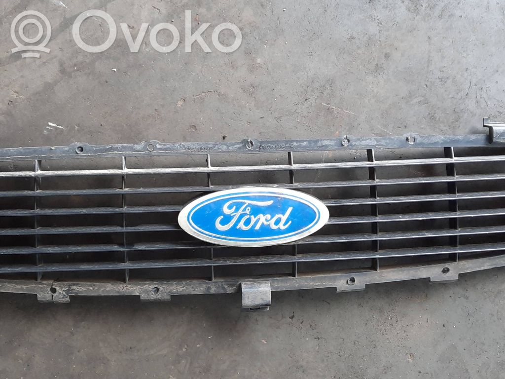 Grotelės priekinės   95VB8200