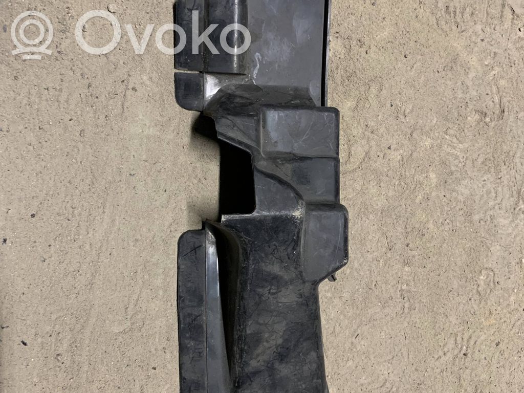 Ford Transit Radiatoru dekoratīvā apdare 