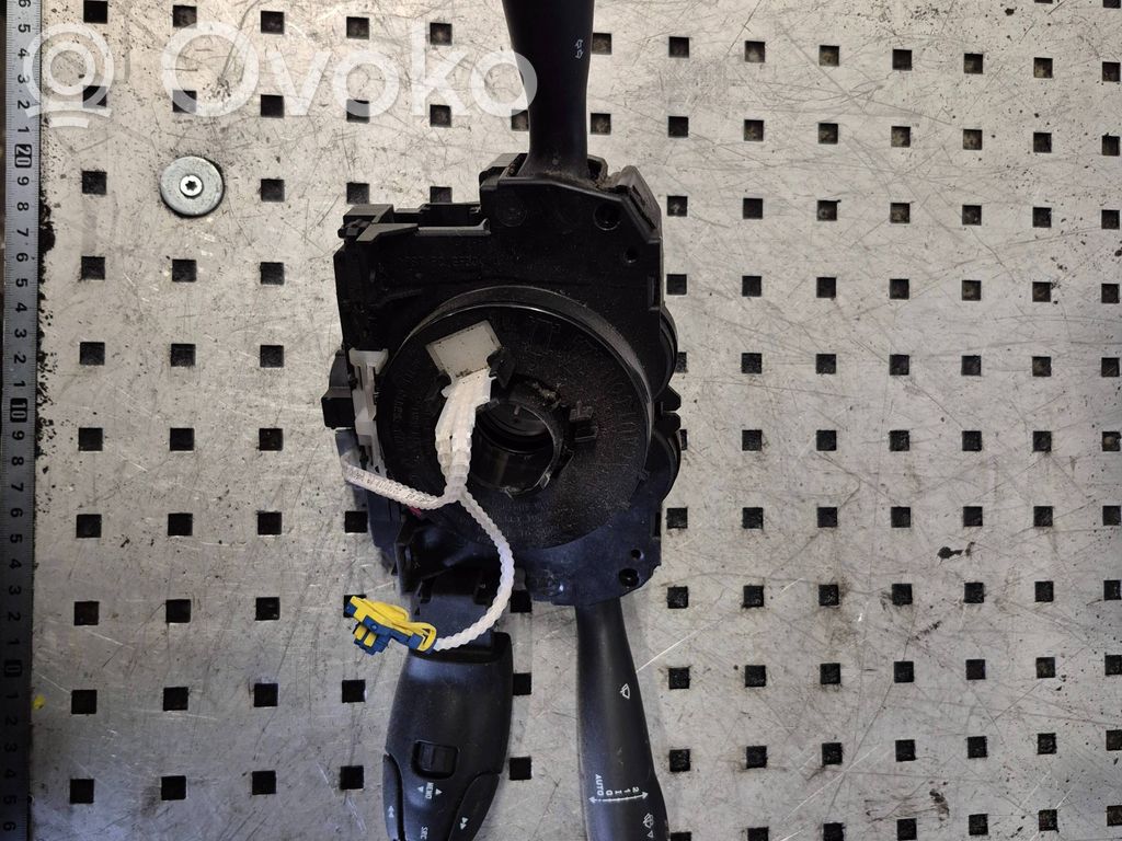 Citroen Berlingo Wiper turn signal indicator stalk/switch 