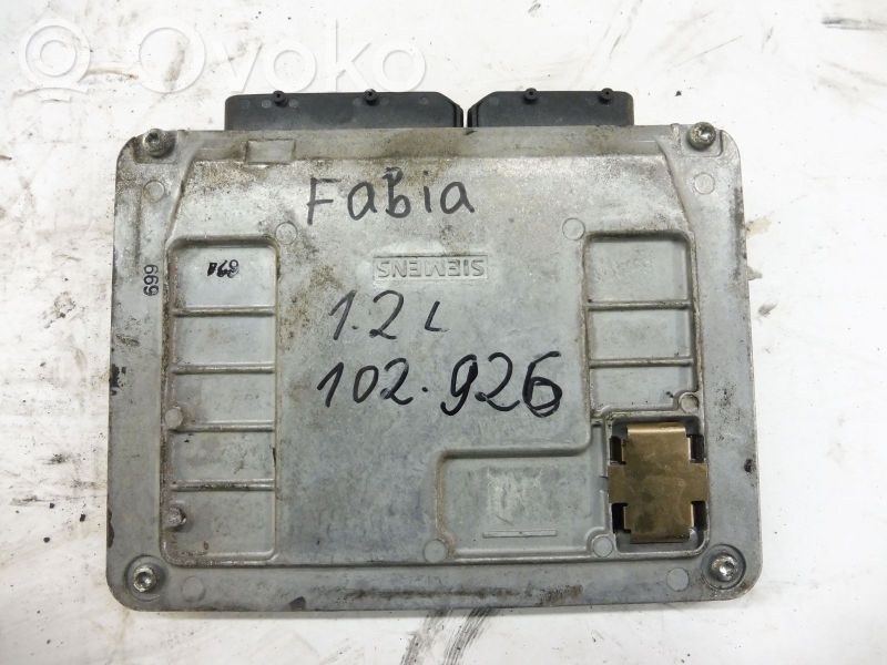 Engine control unit/module   03D906032,03D906032