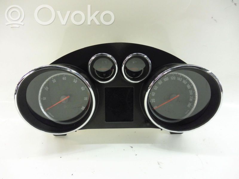 Speedometer (instrument cluster)   13355666,600775881,13355666,600775881
