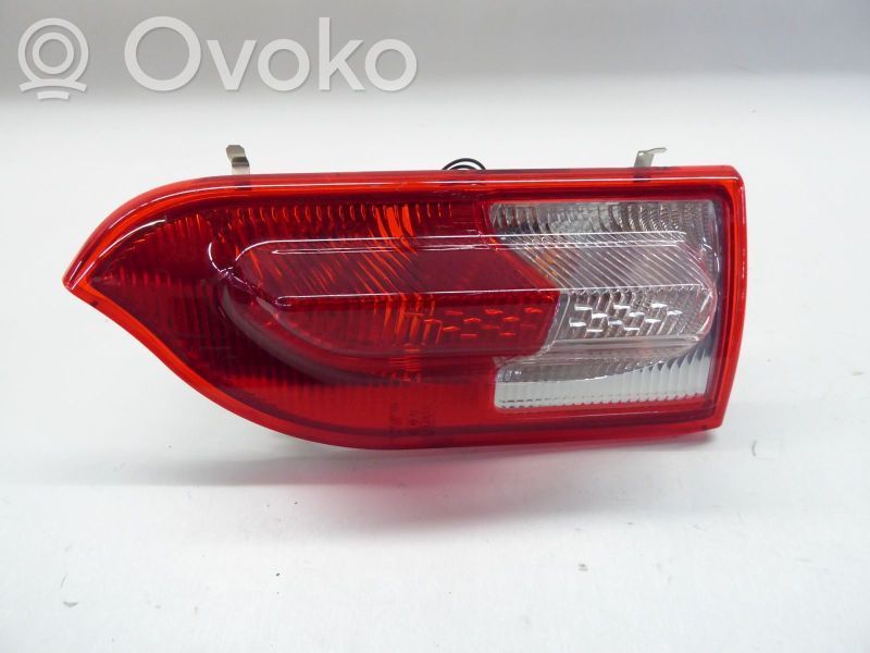 Luz trasera/de freno   13226854,13226854