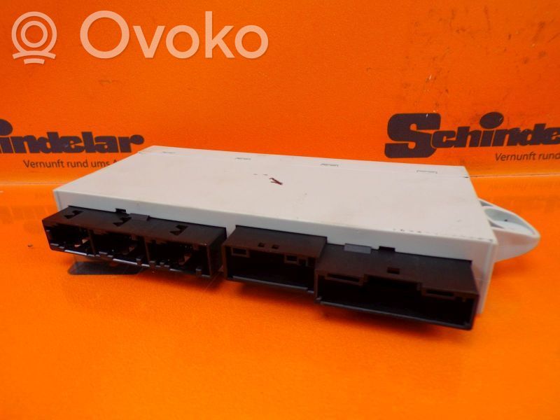 Oven keskuslukituksen ohjausyksikön moduuli   6931226,6931226