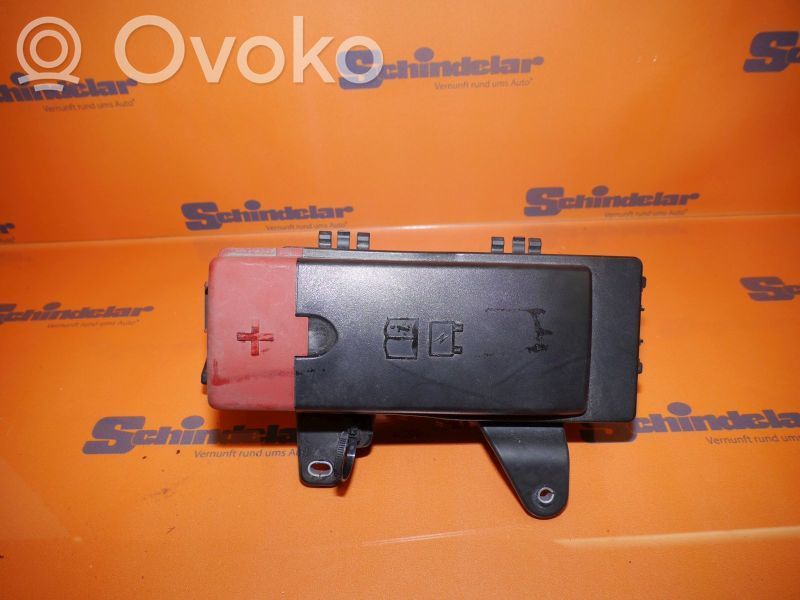 Jaguar XE Juego de caja de fusibles 