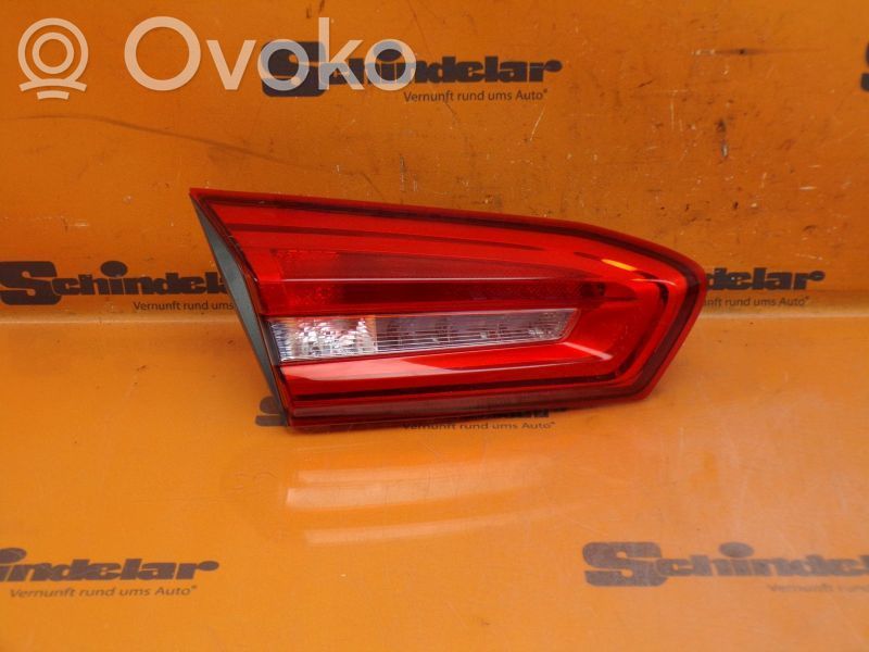 Ford Focus Luz trasera/de freno 