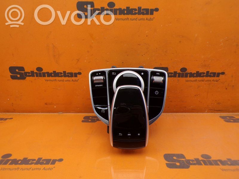 Mercedes-Benz C W205 Unità principale autoradio/CD/DVD/GPS