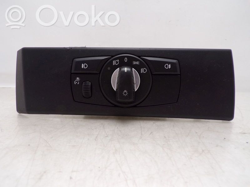 Light switch   698856501,698856501