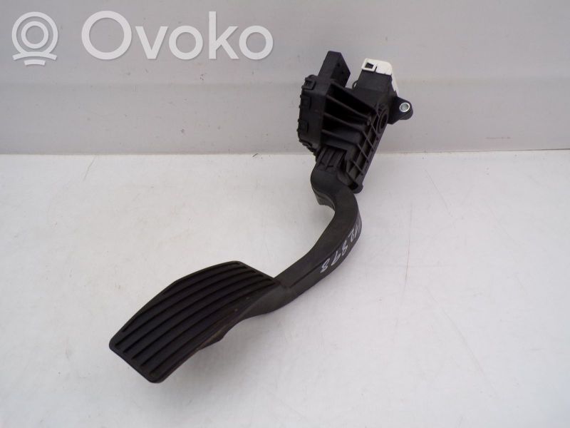 Accelerator throttle pedal   13305804,13305804