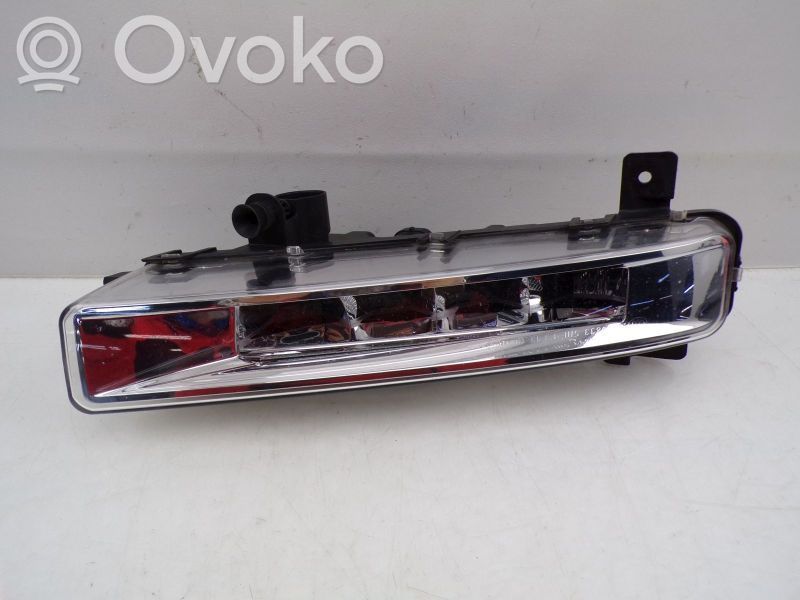 Etusumuvalo   90051532,90051532