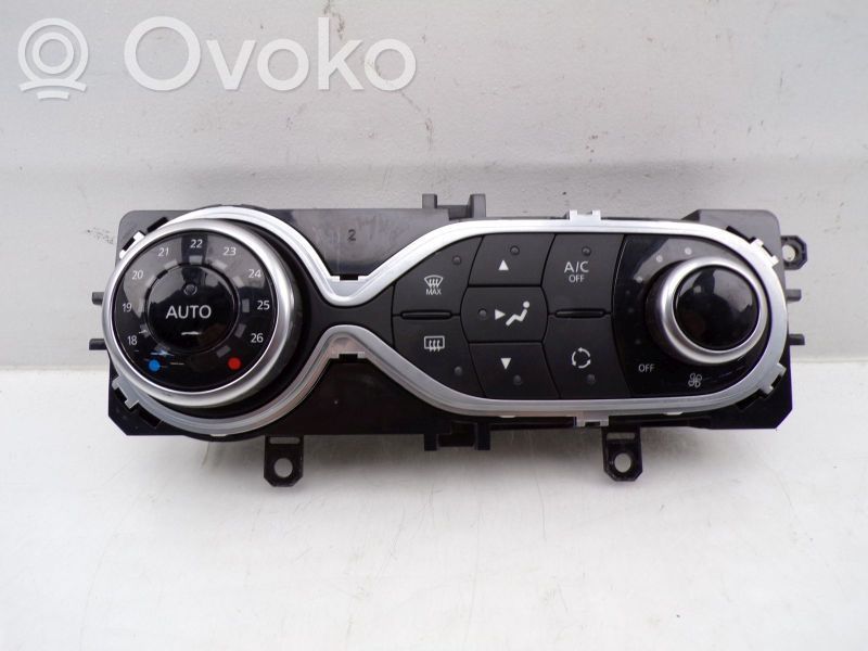 Renault Clio IV Climate control unit 