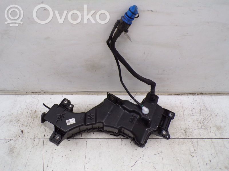 Polttoainesäiliö   JU5A5J229AC,KV615J228BG,JU5A5J229AC,KV615J228BG