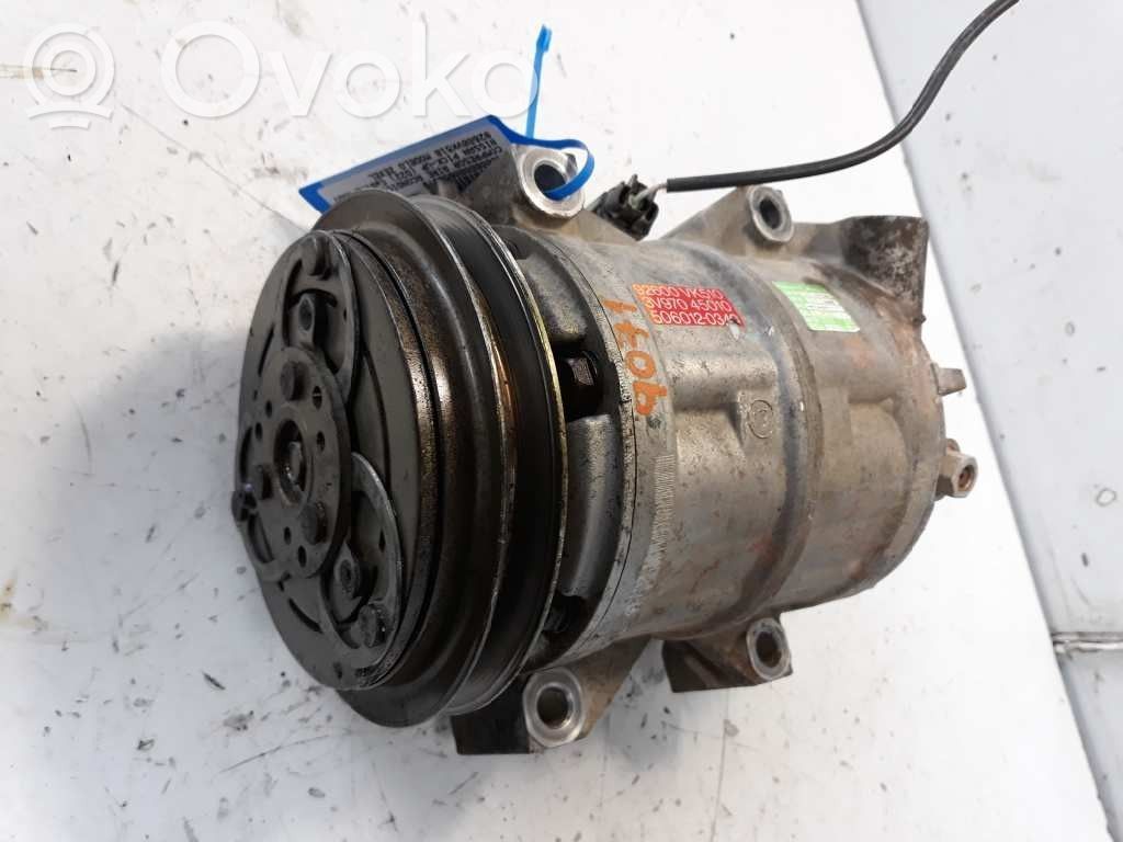 Nissan PickUp Compresor (pompă) aer condiționat (A/C) 