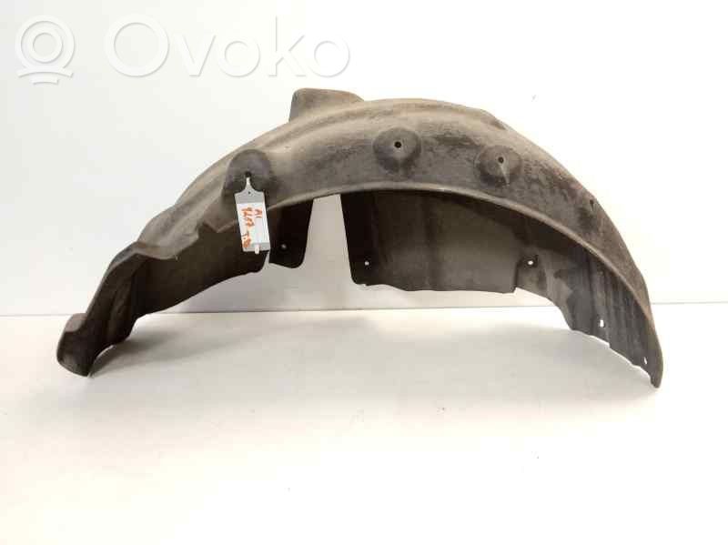 Front wheel arch liner splash guards