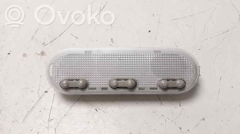Nissan Juke I F15 Altre luci abitacolo 