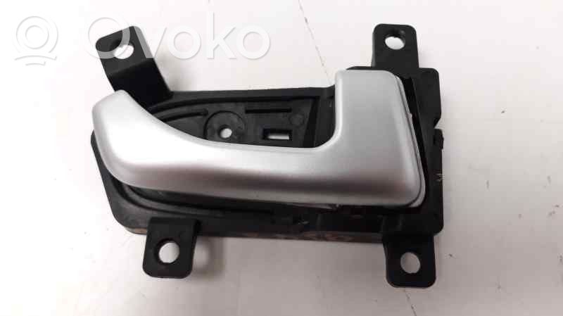 KIA Sportage Manecilla interna puerta delantera