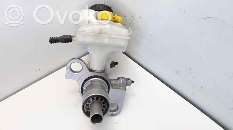 Bomba de freno   84102409,84102409