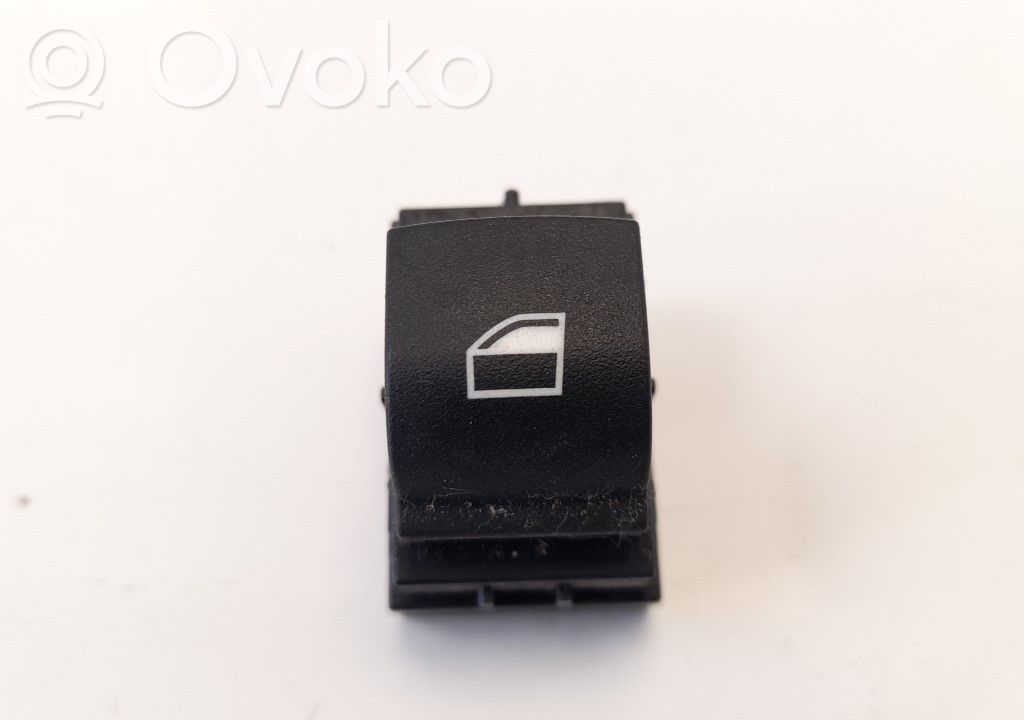 Electric window control switch   920810602