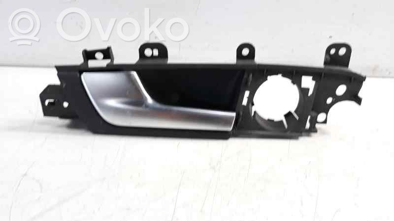 Audi A3 S3 8P Manecilla interna puerta trasera 
