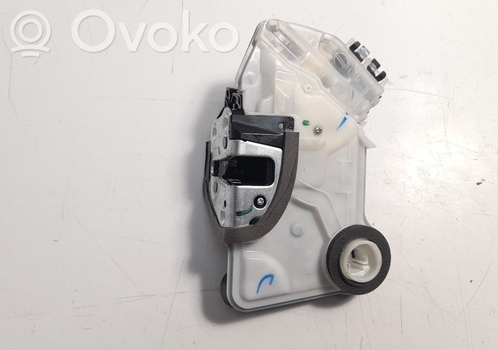 Honda Civic X Zamek drzwi przednich 