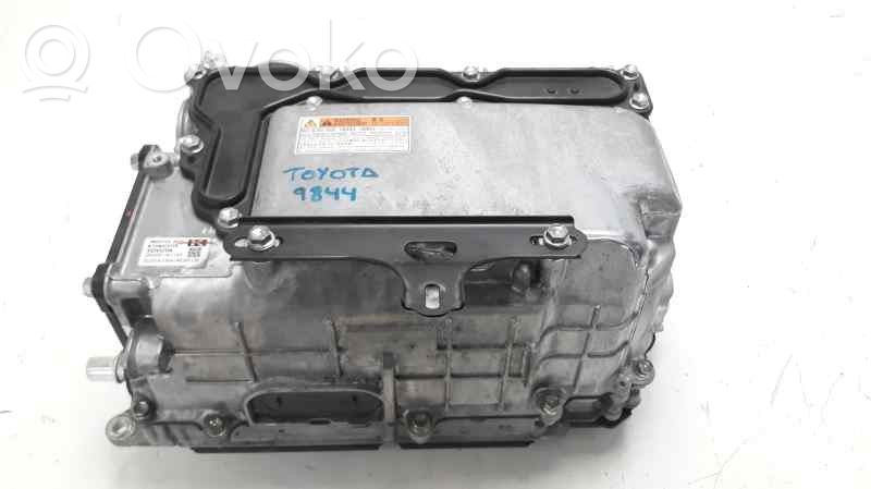 Inversor/convertidor de voltaje   G920147041