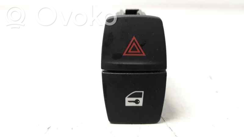 BMW 3 F30 F35 F31 Interruttore luci di emergenza 