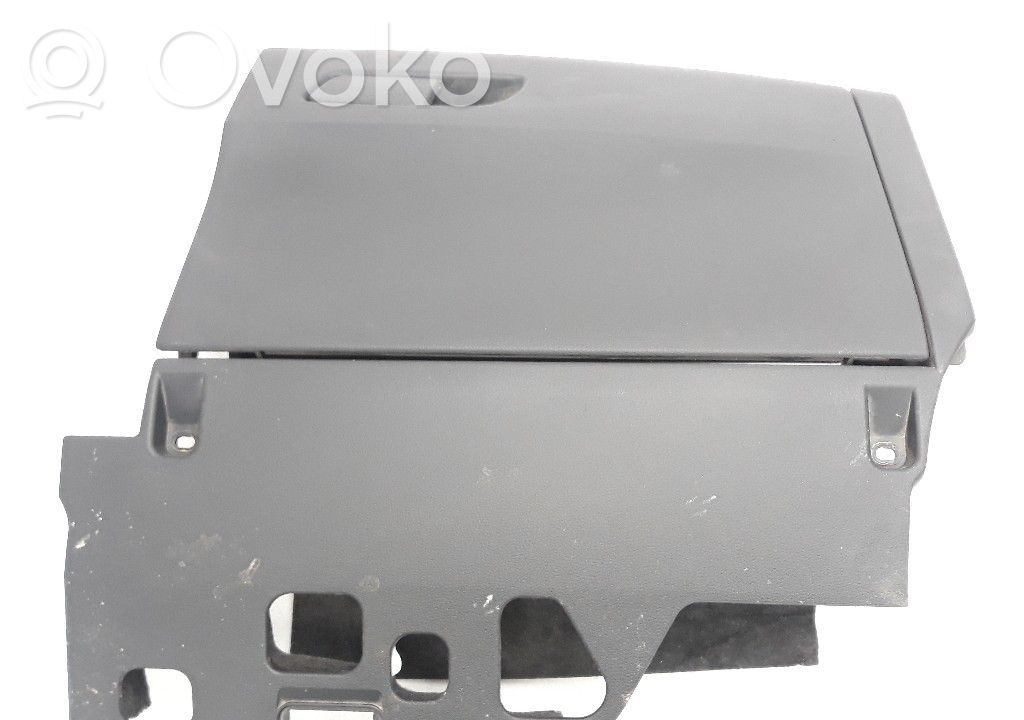 Guantera   8W1857035B