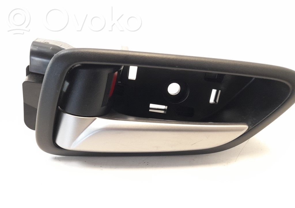 Mazda 2 Manecilla interna puerta trasera 