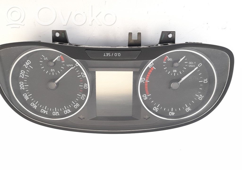 Skoda Fabia Mk3 (NJ) Vitezometru (grup de instrumente) 