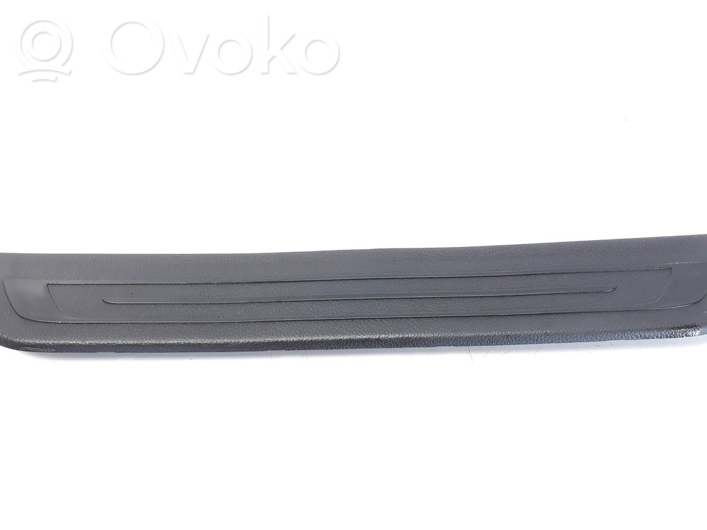 Hyundai i30 Osłona tylnej klapy 
