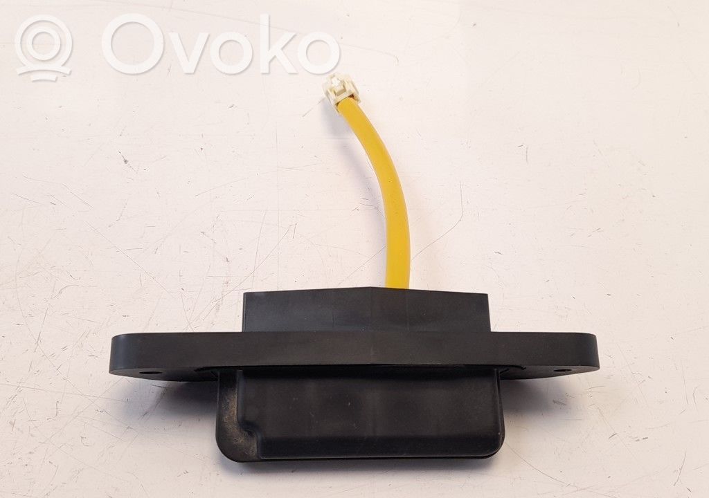 Manecilla externa puerta trasera   5810A054