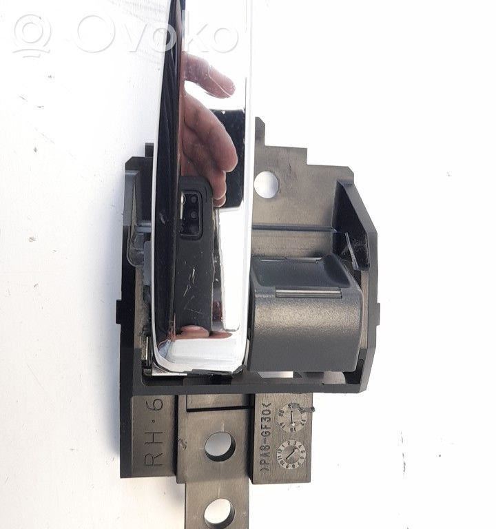 Mitsubishi Eclipse Rear door interior handle 