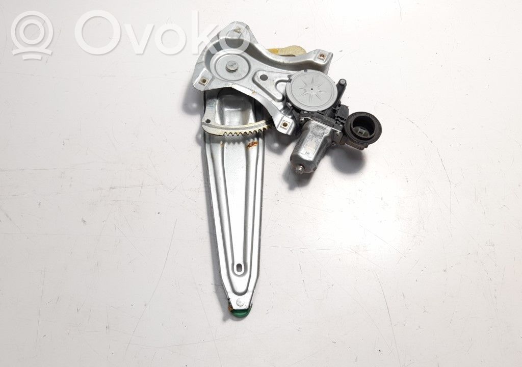 Toyota Yaris Meccanismo di sollevamento del finestrino posteriore senza motorino