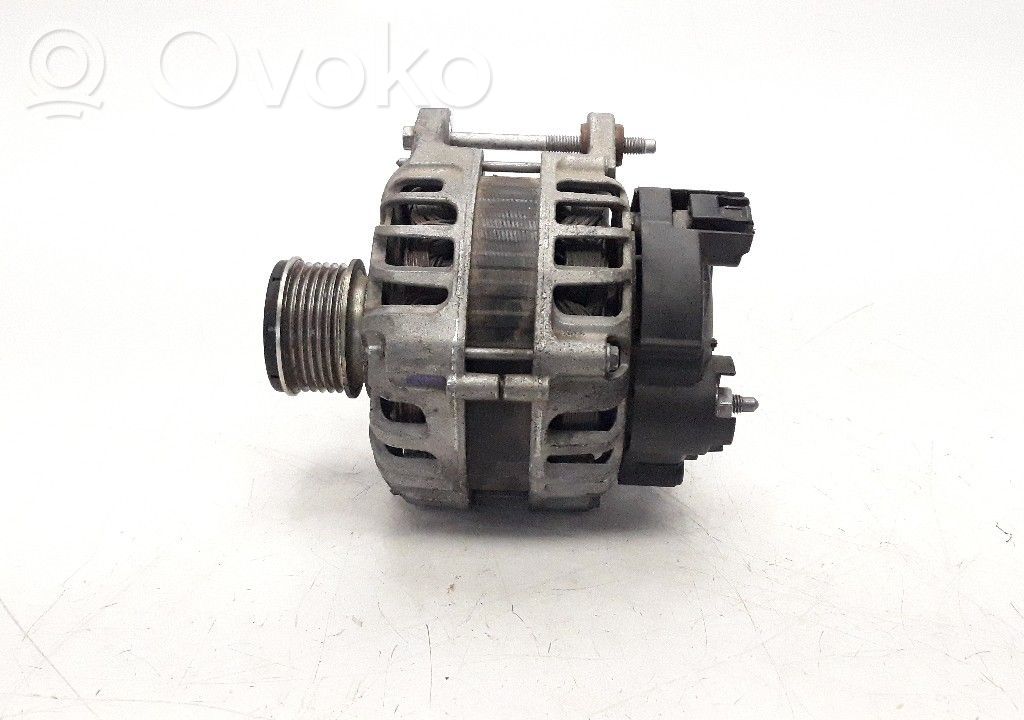 Renault Clio IV Generatore/alternatore 