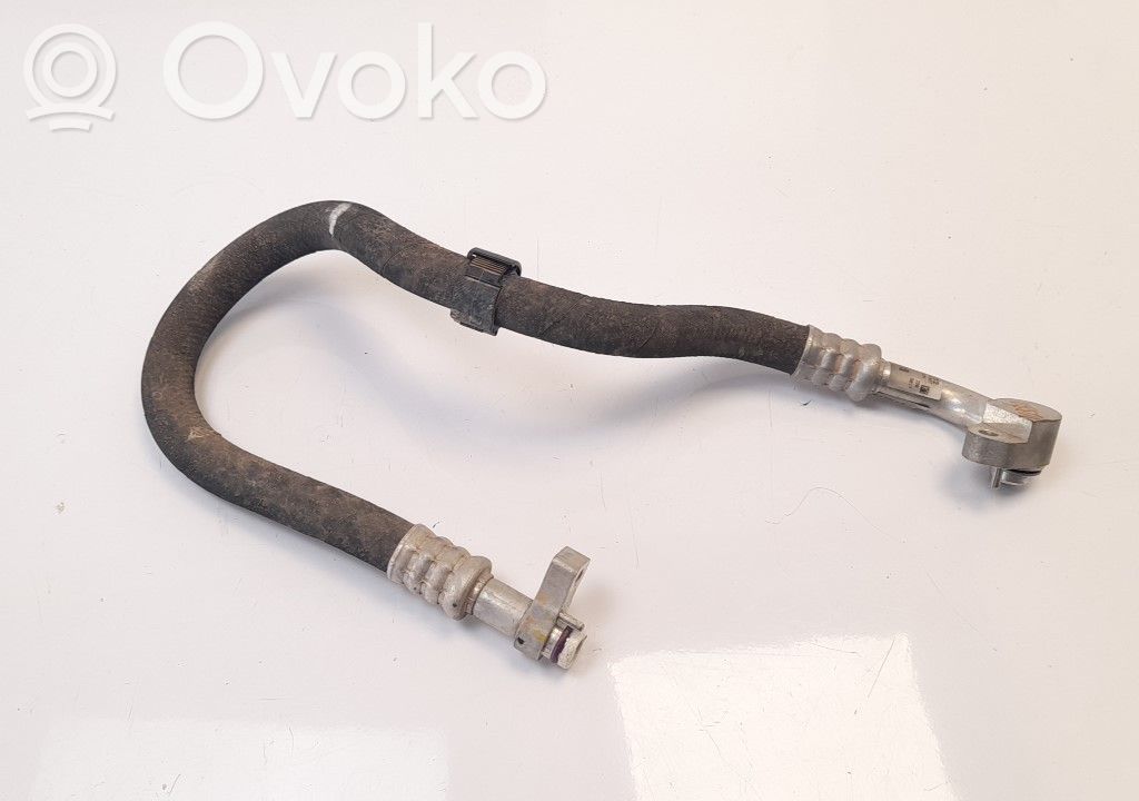 BMW 3 F30 F35 F31 Conductă/furtun aer condiționat (A/C) 