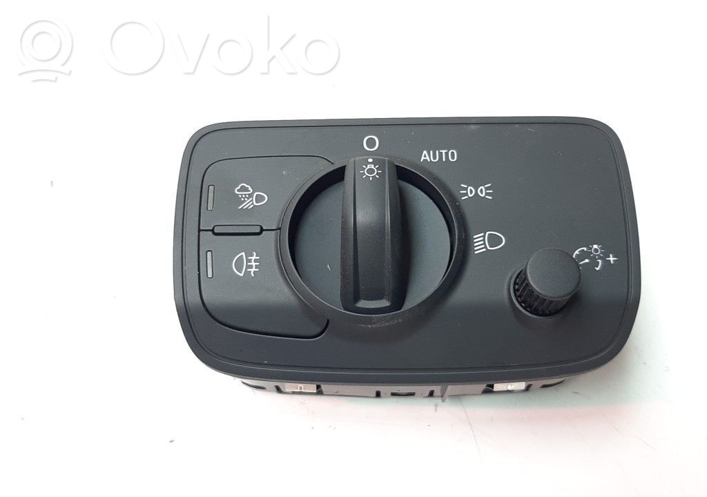 Interruptor de control del panel de luces   8V0941531AQ