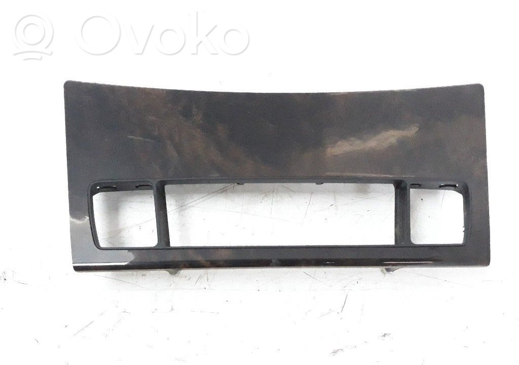 BMW 5 E60 E61 Alaverhoilu 